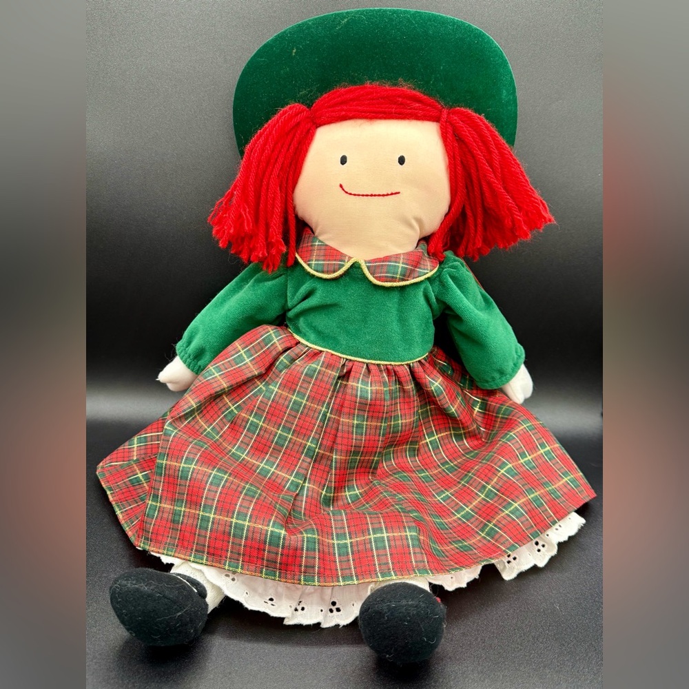 Madeline 18" Christmas Doll Green Velvet Hat Red Plaid Taffeta Dress 2009